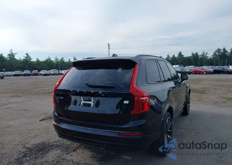 2023 Volvo Xc90 Recharge Plug-In Hybrid T8 Ultimate Dark Theme 7-Seater z USA, uszkodzony, nr VIN YV4H60CX4P1967593